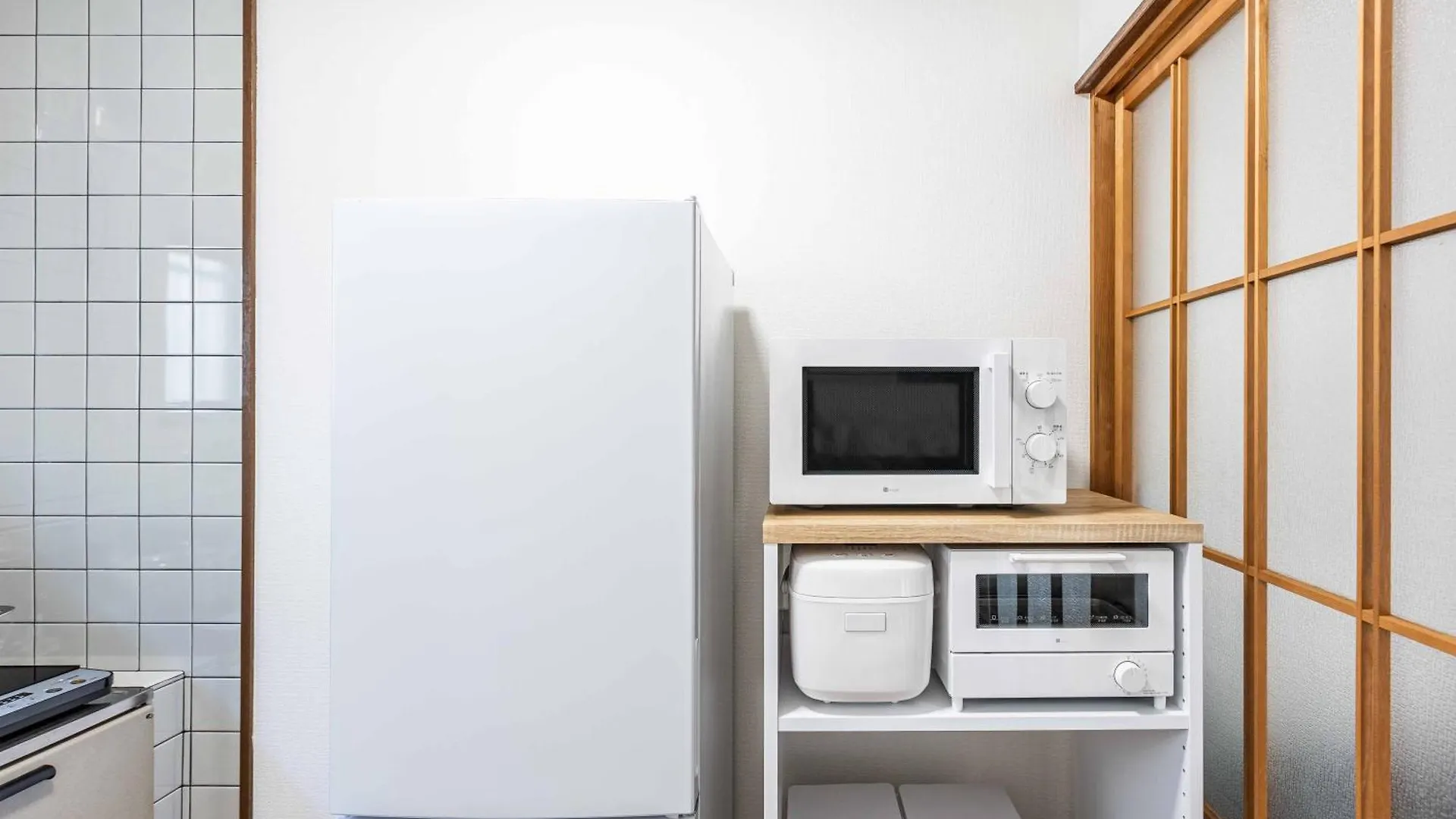Bianco Apartment Osaka