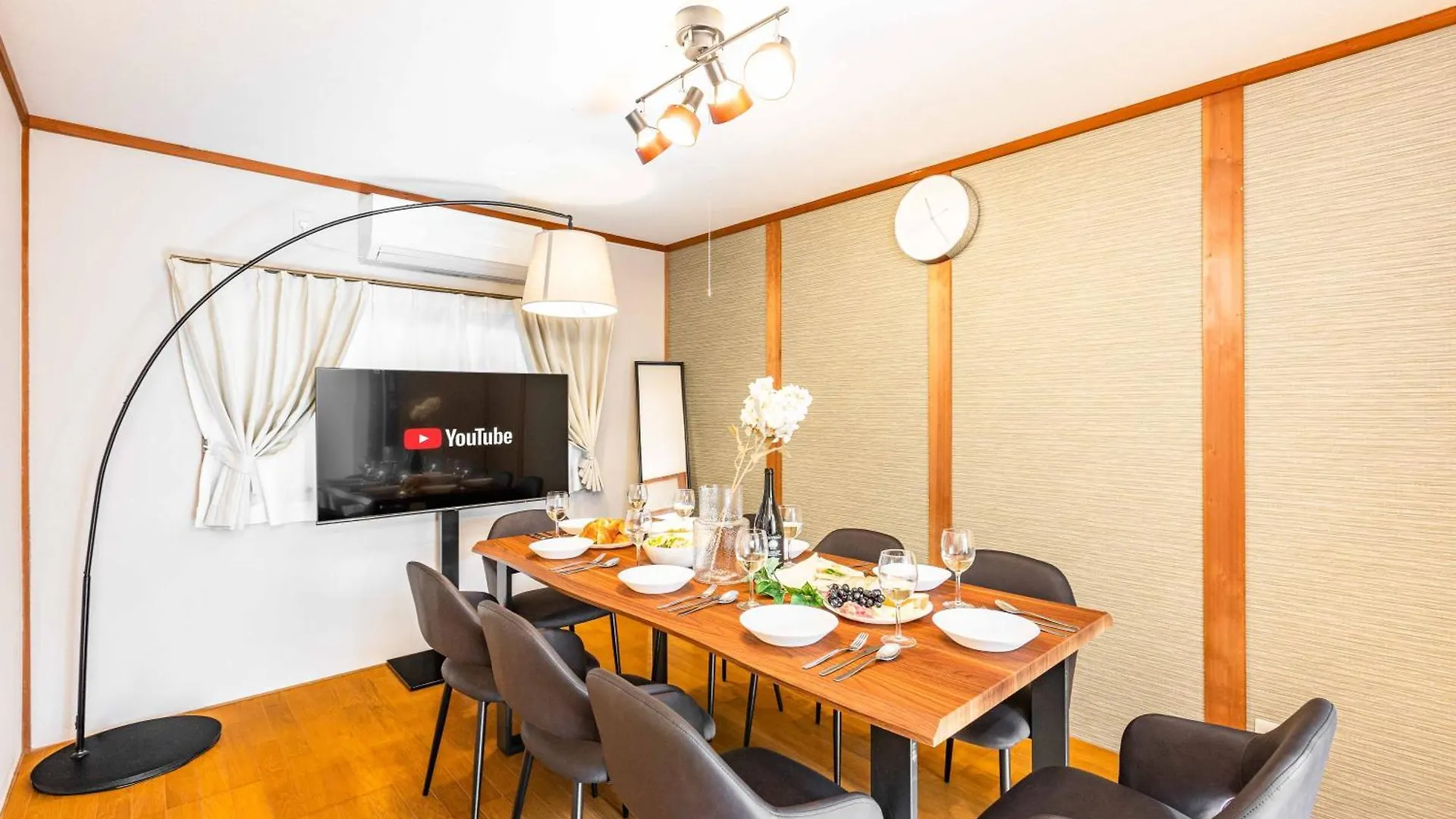 Bianco Apartment Osaka